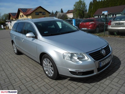 Volkswagen Passat 1.6 diesel 105 KM 2010r. (Tychy)