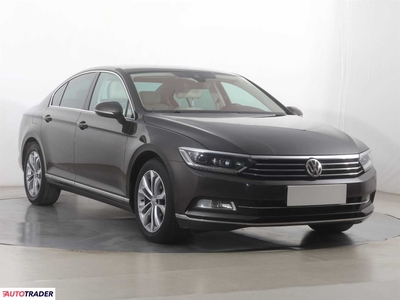 Volkswagen Passat 1.8 177 KM 2015r. (Piaseczno)