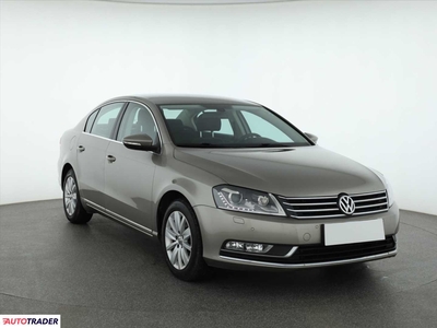 Volkswagen Passat 2.0 138 KM 2013r. (Piaseczno)