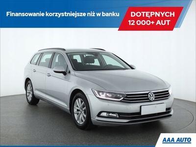 Volkswagen Passat B8 Variant 2.0 TDI BlueMotion SCR 150KM 2018