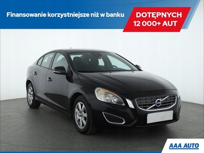 Volvo S60 II Sedan 1.6 D2 115KM 2012