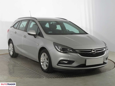 Opel Astra 1.6 134 KM 2018r. (Piaseczno)