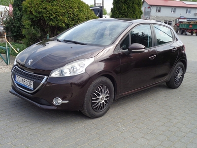 Peugeot 208 I Hatchback 3d 1.2 VTI 82KM 2013