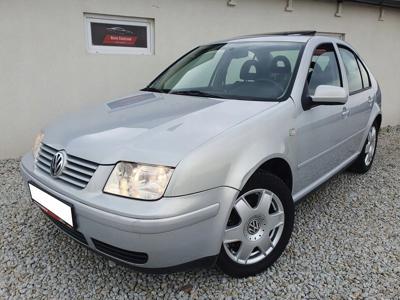 Volkswagen Bora Sedan 1.6 100KM 1999