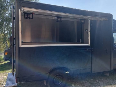 Mercedes 308 Food Truck Samochód Gastronomiczny