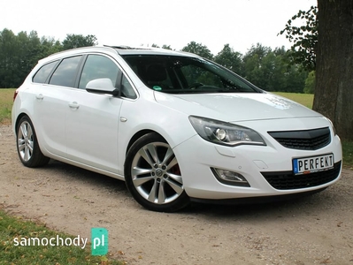 Opel Astra J