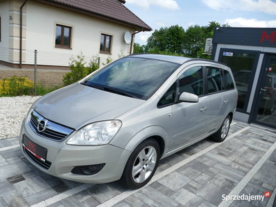 Opel Zafira 1.7d 7-os