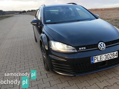 Volkswagen Golf VII