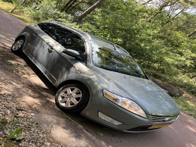 Ford Mondeo Ghia 2.0Tdci