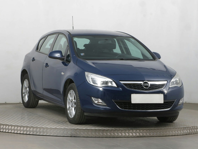 Opel Astra 2010 1.4 T 182415km Hatchback