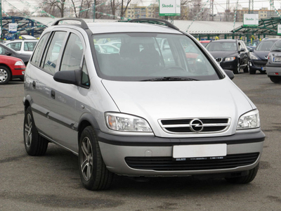 Opel Zafira 2002 1.6 16V 243537km Samochody Rodzinne