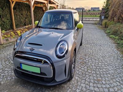 Używane MINI Cooper - 116 000 PLN, 15 000 km, 2021