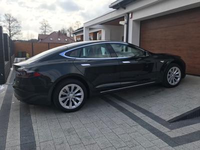 Używane Tesla Model S - 110 700 PLN, 215 000 km, 2013