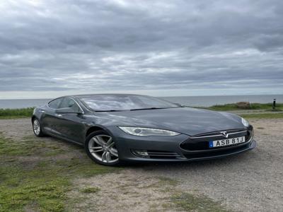 Używane Tesla Model S - 129 000 PLN, 165 000 km, 2014