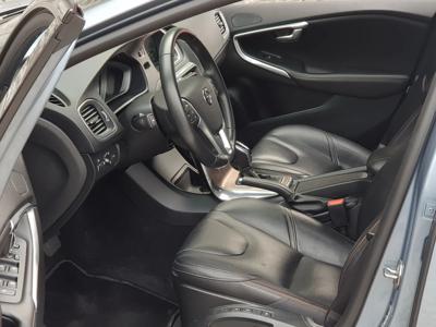 Używane Volvo V40 - 115 900 PLN, 88 000 km, 2019