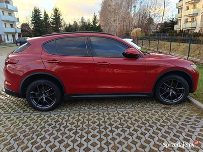 Alfa Romeo Stelvio Q4