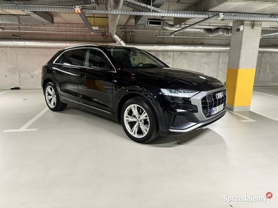 AUDI Q8 S-line 50TDI 2019r