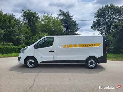 Faktura VAT 23% Opel Vivaro B Long 2015r 1.6D 115km Mały Przebieg