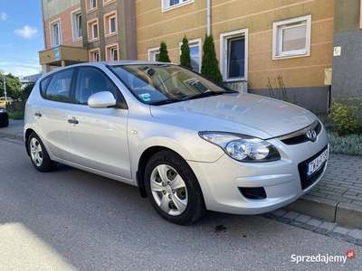 Hyundai i30cw 1.4 benz 2010 cena okazyjna