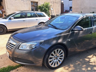 OPEL INSIGNIA 2011R 2.0TDCI uszkodzony silnik