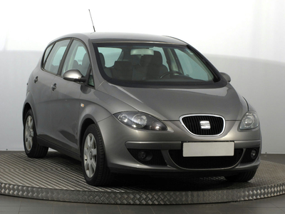 Seat Altea 2005 1.6 163584km Samochody Rodzinne