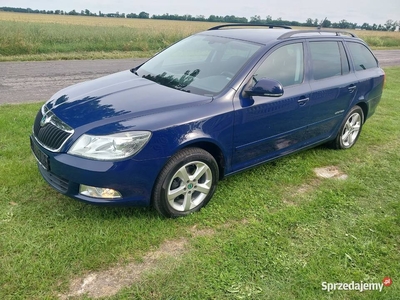 SKODA OCTlAVIA.Stan bardzo dobry. 2013 rok.