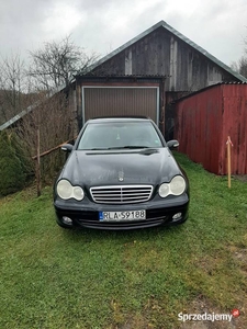 Sprzedam auto Mercedes-benz c180 kompressor w bardzo dobrym stanie polecam