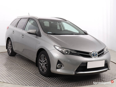 Toyota Auris Hybrid