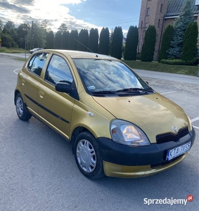 Toyota yaris 1.0 benzyna 1999r