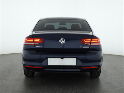 Volkswagen Passat 2015 1.4 TSI 162926km Sedan