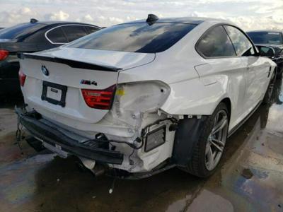 BMW M4 2015, 3.0L, uszkodzony tył