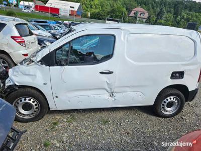 2019 Citroën BERLINGO 1.5 Hdi Klima 72 000 km USZKODZONY