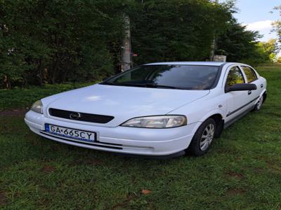 Opel Astra 1,4 benzyna 2006r