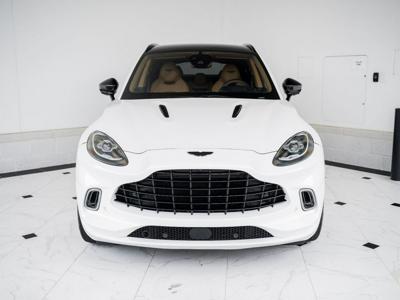 Aston Martin Inny