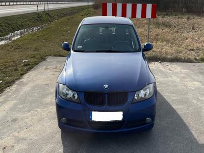 BMW SERIA 3 IV (E90/E91/E92/E93) BMW 318i E90 2007r. 143 KM