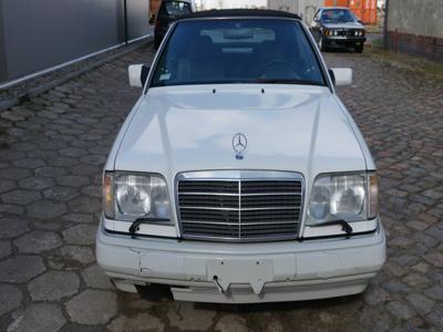 Mercedes E 320