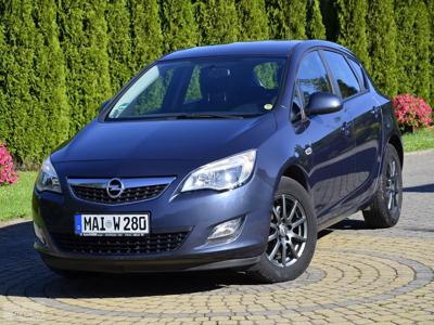 Opel Astra J IV 2.0 CDTI 160KM Klima Alufelgi DRL Bezwypadkowy