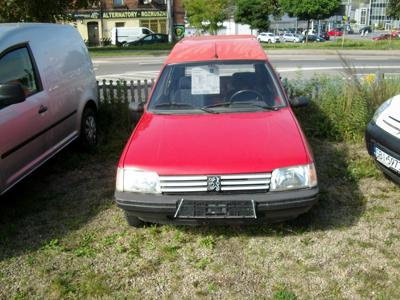 Peugeot 205