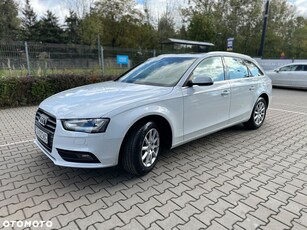 Audi A4 Avant 2.0 TDI DPF clean diesel Ambiente