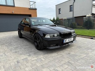 Bmw 320iA e36 coupe M52 Black Edition