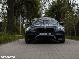 BMW M5 DKG