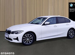 BMW Seria 3 318i Advantage