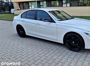 BMW Seria 3 318i M Sport