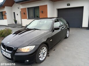 BMW Seria 3 320i