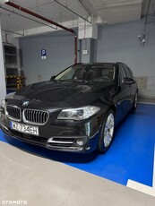 BMW Seria 5 525d xDrive Touring Luxury Line