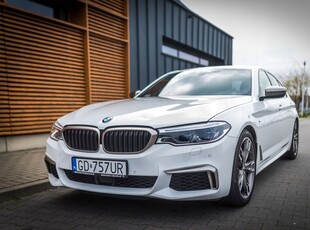 BMW Seria 5 G30-G31 M5 Limuzyna 4.4 M550i 530KM 2019