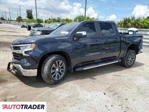 Chevrolet Silverado 5.0 benzyna 2022r. (MIAMI)