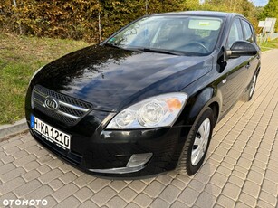 Kia Ceed 1.4 CVVT SW EX