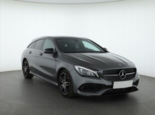 Mercedes-Benz Klasa CLA C117/X117 Mercedes-Benz Klasa CLA , Automat, VAT 23%, Skóra, Navi, Klimatronic, Tempomat,