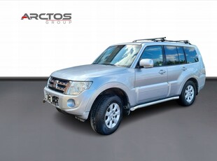 Mitsubishi Pajero IV SUV 5d 3.2 DOHC 200KM 2011